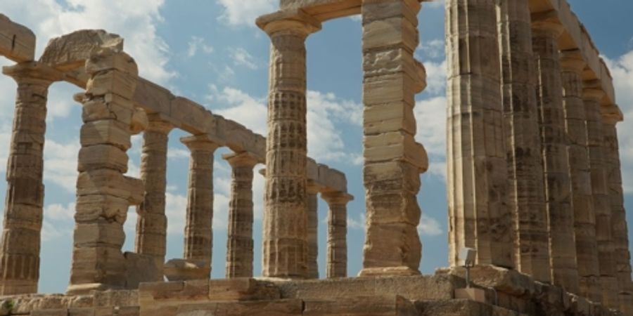 image - La Grèce - SES ÎLES LÉGENDAIRES AUX BALCONS D'ATHÈNES