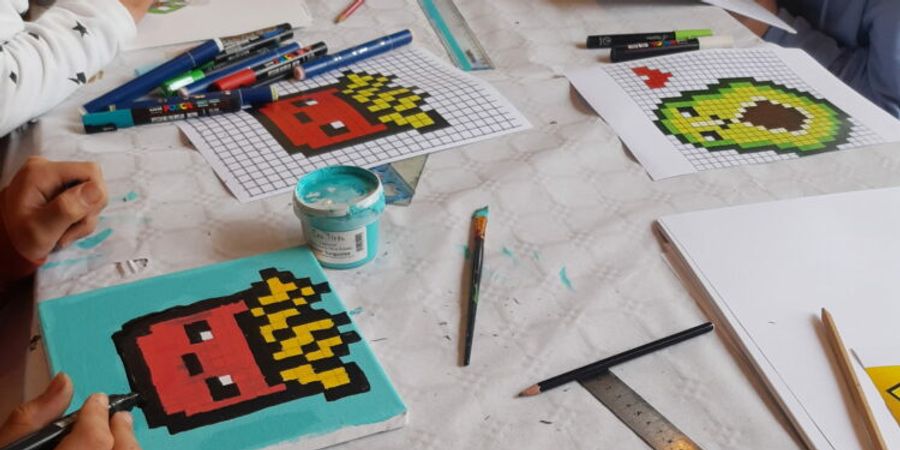 image - Ateliers à 4 mains – Pixel Art