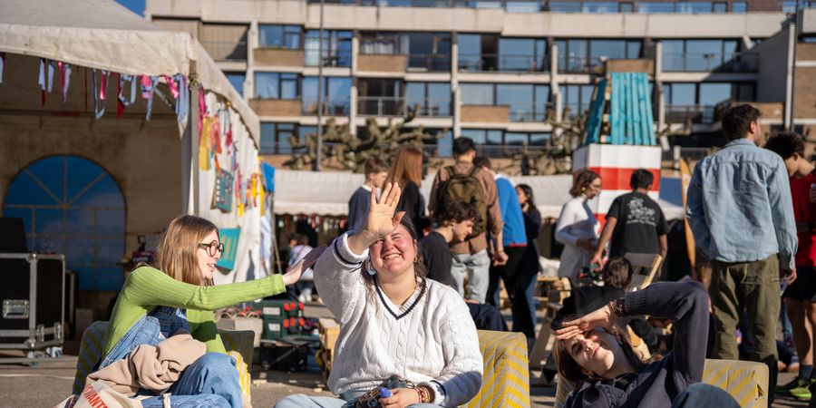 image - Festival Cap Transition