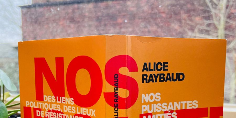 image - Les nuits d'encre | Nos puissantes amitiés