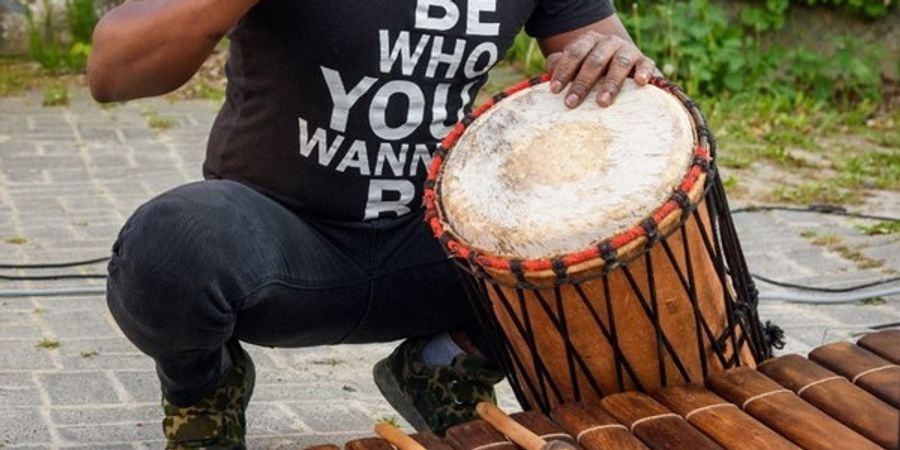 image - Initiation aux percussions et la danse africaine + concert